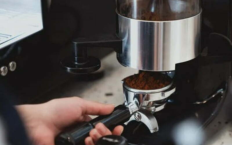 Comment est produit le café moulu